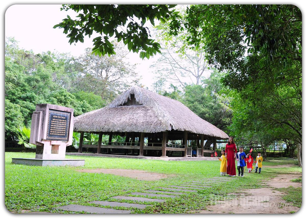 Đình Tân Trào - Nơi diễn ra...