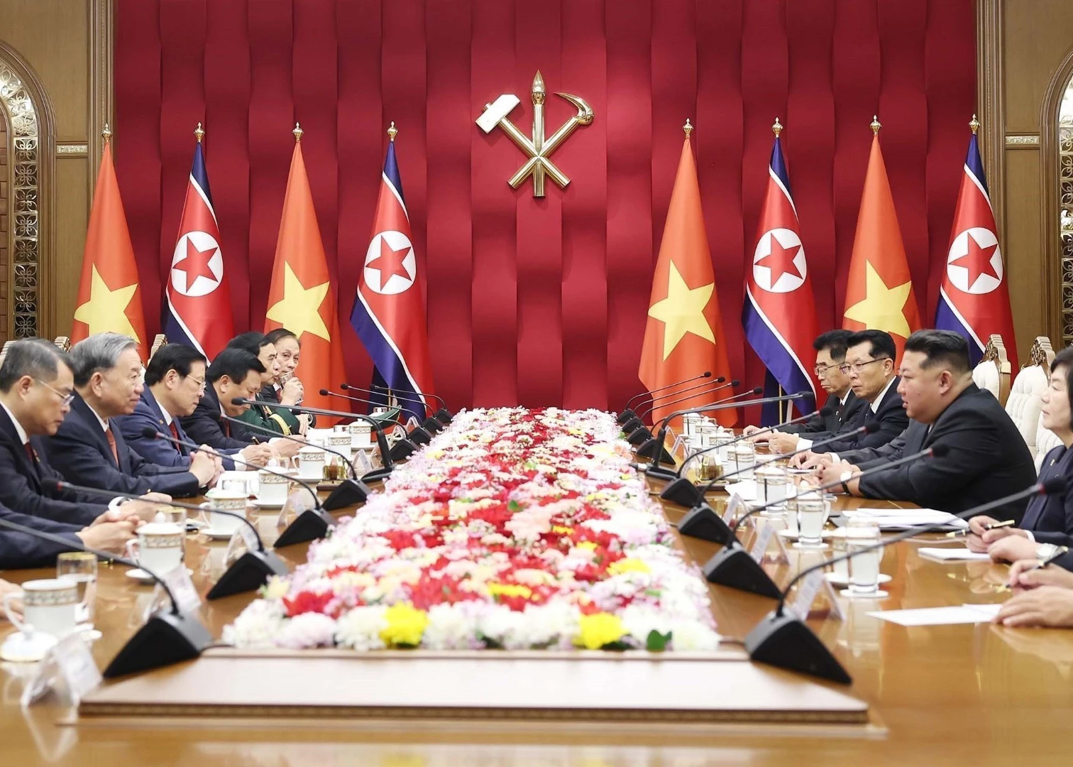Tổng Bí thư Tô Lâm hội đàm với Tổng Bí thư, Chủ tịch Quốc vụ Triều Tiên Kim Jong Un