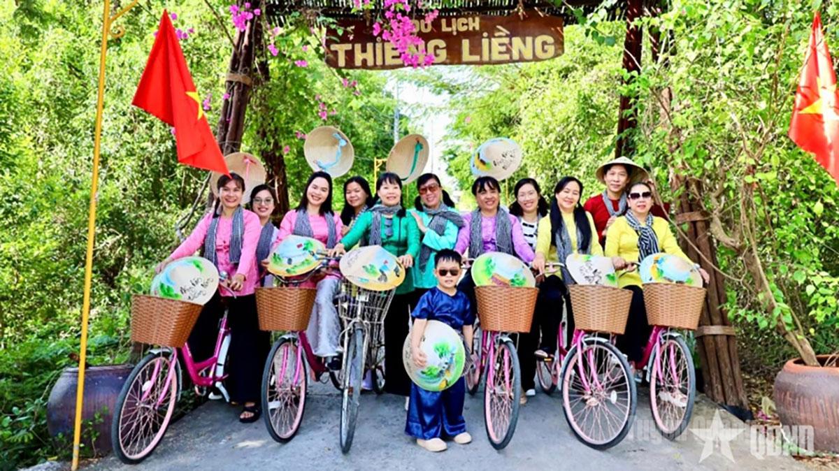 Ấp đảo Thiềng Liềng (xã Thạnh An) là điểm đến du lịch cộng đồng mang đặc trưng vùng biển.
