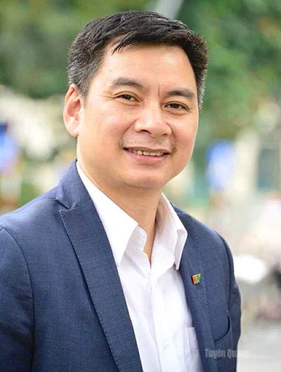 Nhà báo Đồng Mạnh Hùng.