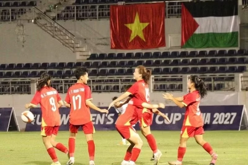 U17 women’s players of Viet Nam celebrate after taking a 1–0 lead against Kyrgyzstan on October 11, 2026. (Photo: VNA)
