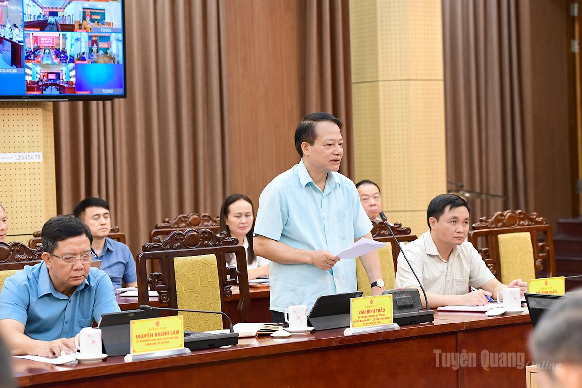 Lãnh đạo Ban Quản lý các khu công nghiệp và khu kinh tế tỉnh báo cáo kết quả hoạt động tháng 9  và phương hướng Quý IV-2026.