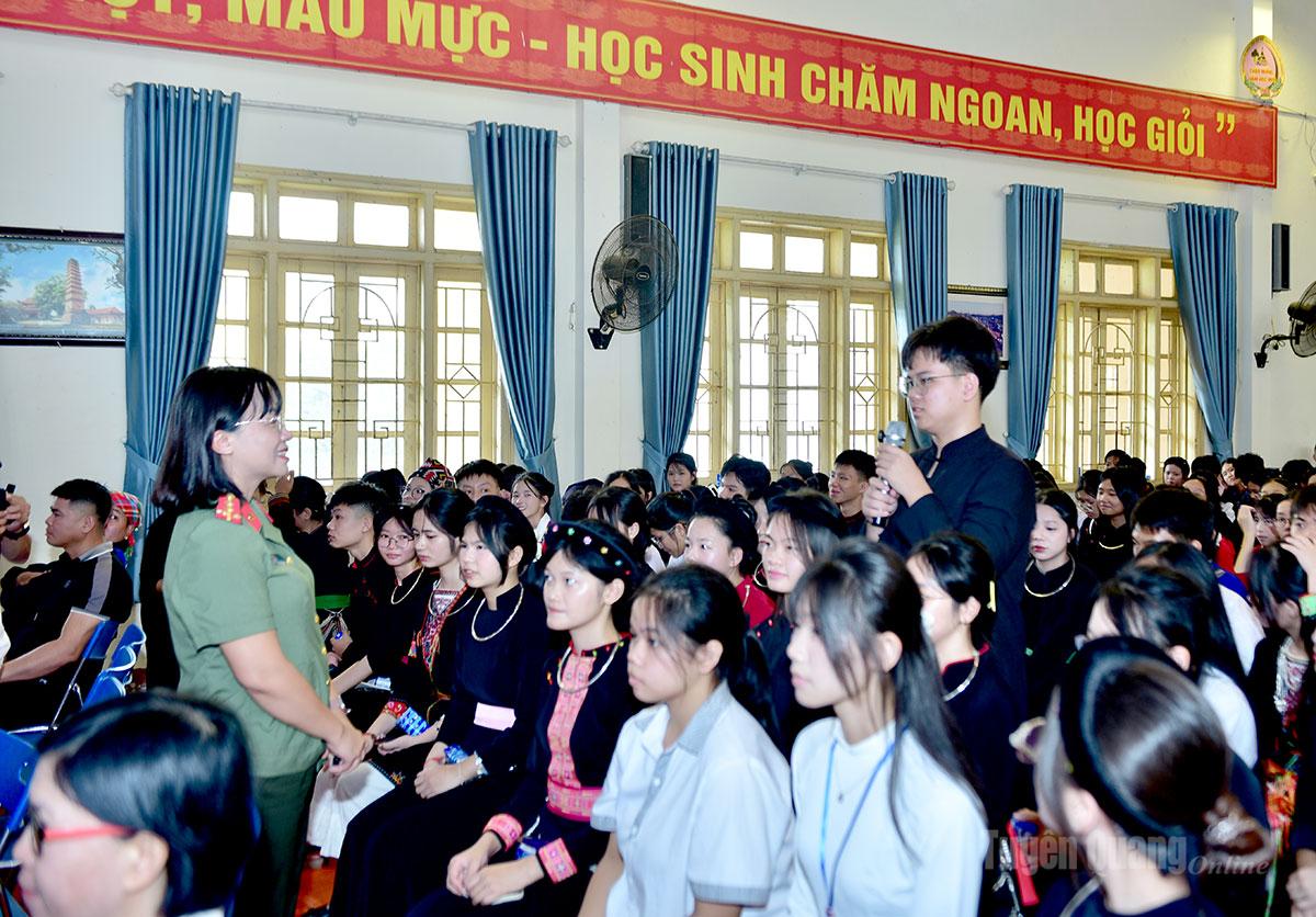 Chiến dịch “Không một mình” 2026.