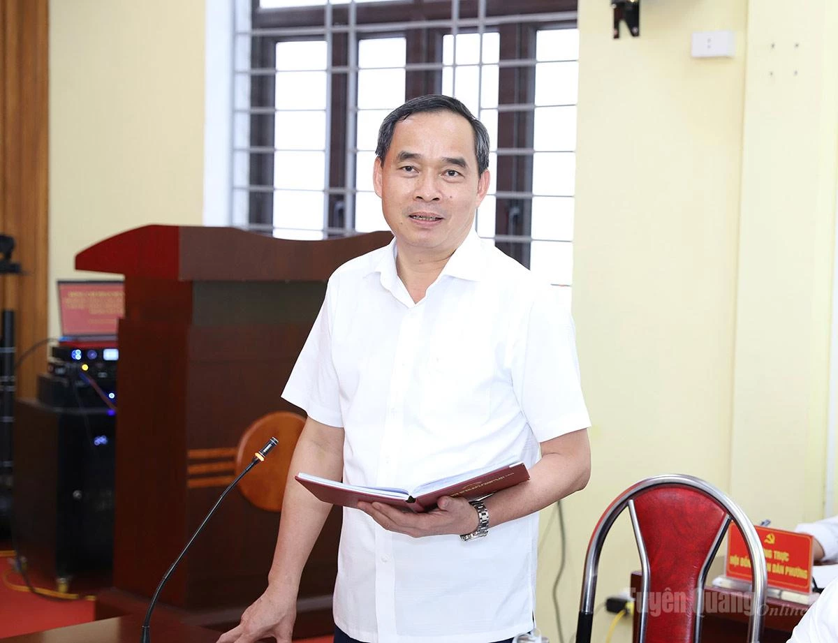 Bí thư Đảng uỷ phường Mỹ Lâm Nguyễn Đại Thành báo cáo khả năng hoàn thành các chỉ tiêu, mục tiêu đề ra.