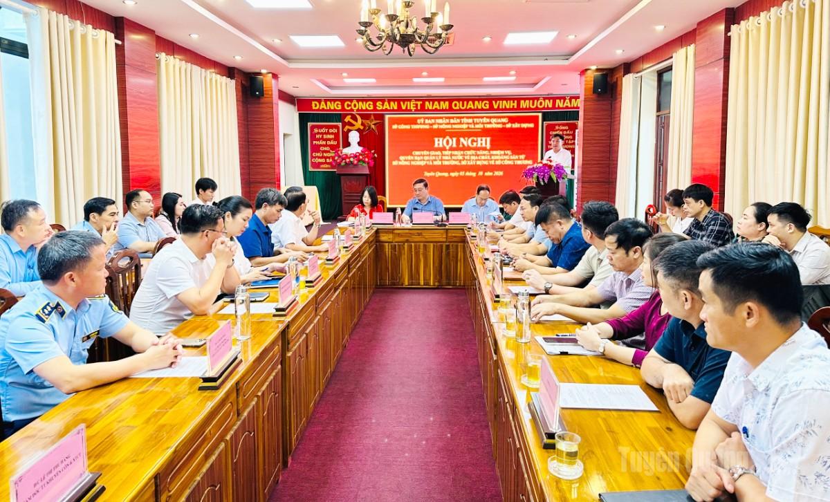 Hội nghị chuyển giao, tiếp nhận chức năng, nhiệm vụ, quyền hạn quản lý nhà nước về địa chất, khoáng sản về Sở Công Thương.