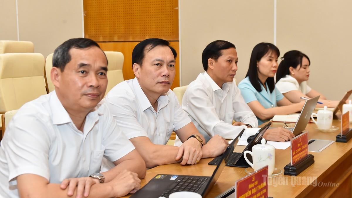 Các đại biểu dự hội nghị.