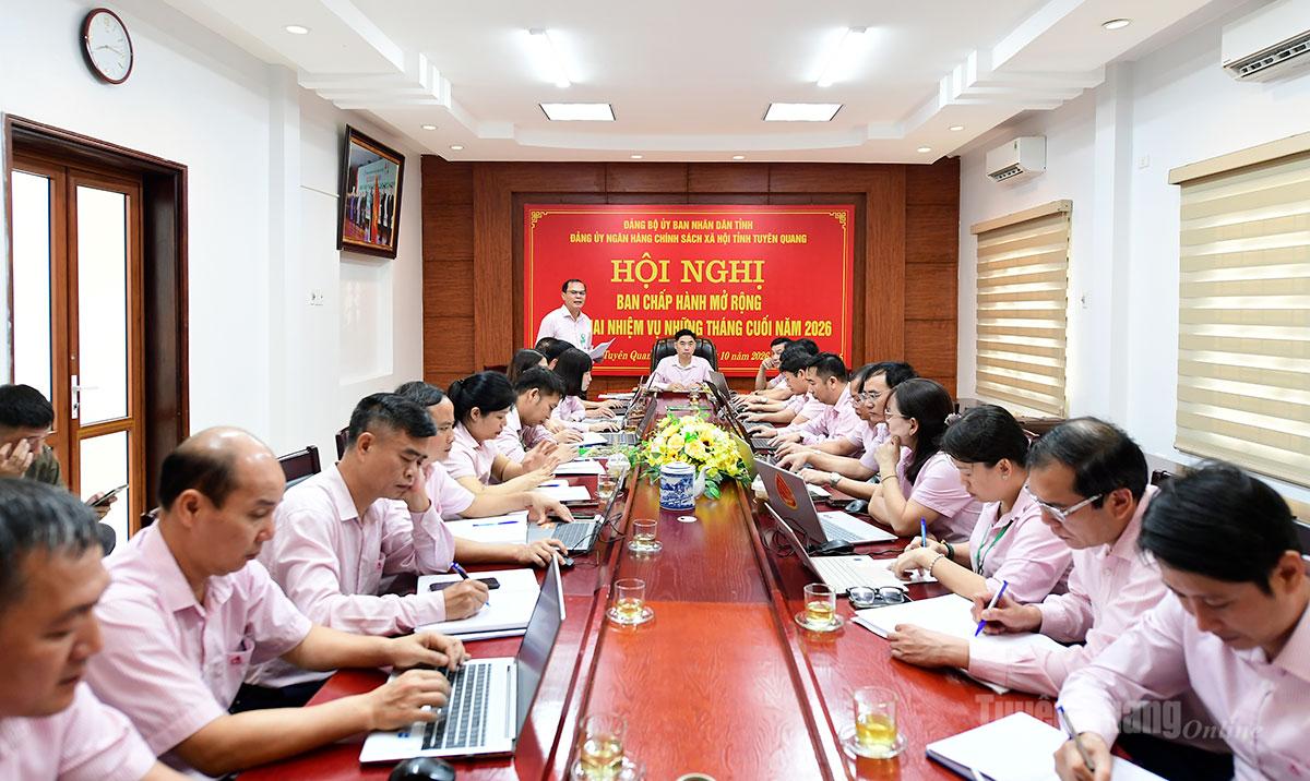 Đại biểu dự hội nghị.