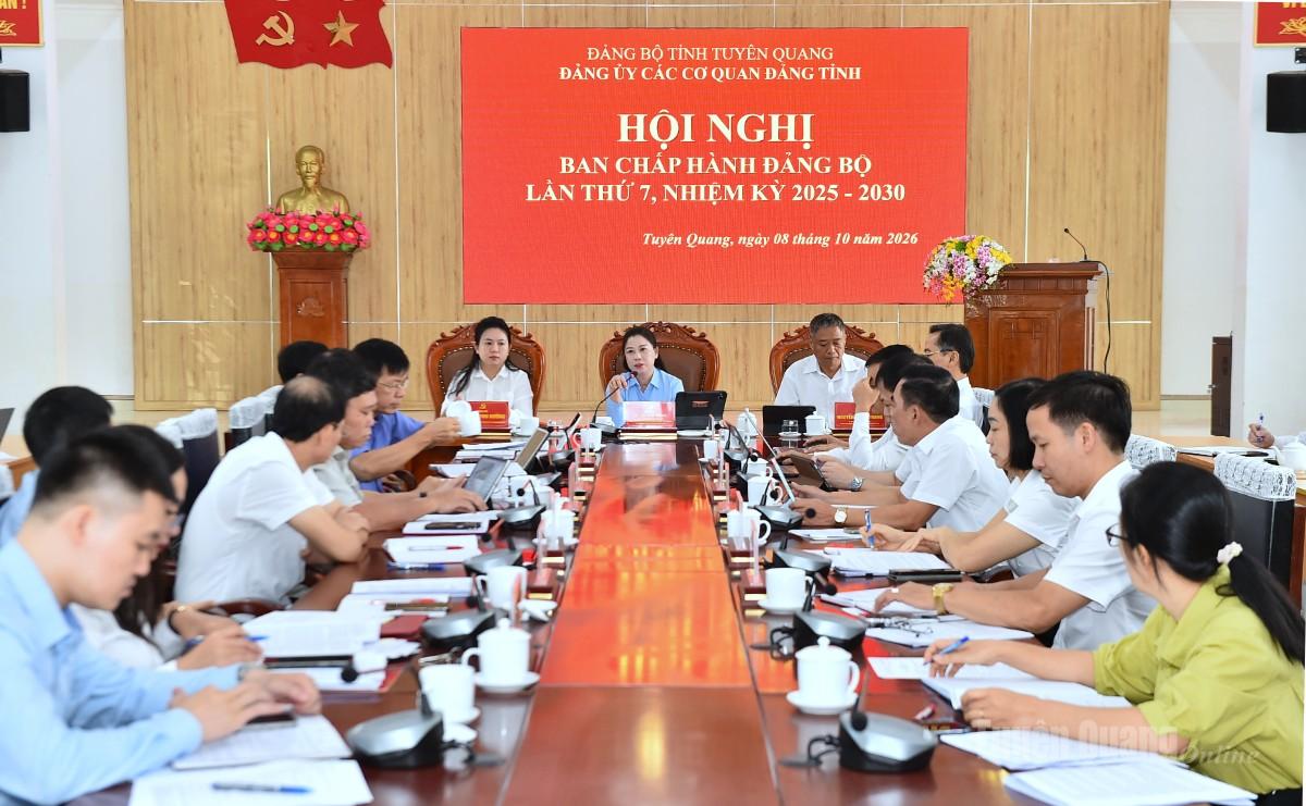 Các đại biểu dự hội nghị.