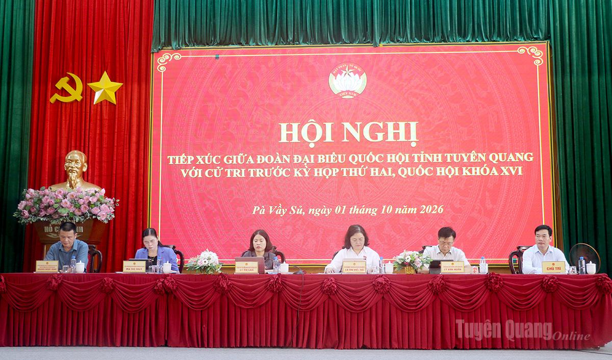 Đoàn ĐBQH khoá XVI tỉnh Tuyên Quang tiếp xúc cử tri các xã Pà Vầy Sủ, Xín Mần, Nấm Dẩn, Quảng Nguyên.
