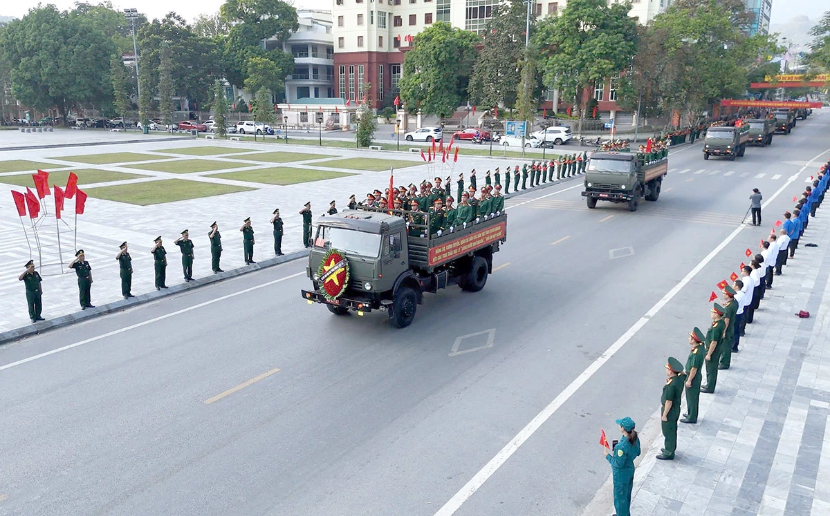 🔴[CẬP NHẬT] - Tuyên Quang tổ chức Lễ tiễn đưa, di chuyển hài cốt liệt sĩ