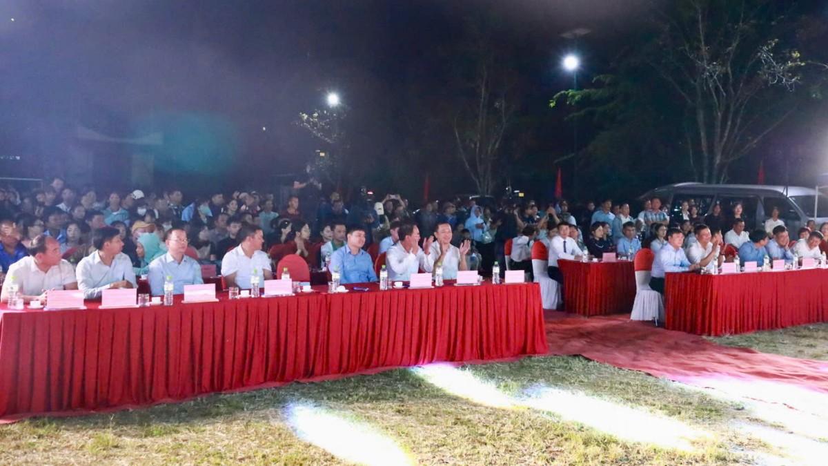 Các đại biểu tham dự chương trình khai mạc Lễ hội Mùa vàng Hồng Thái năm 2026.