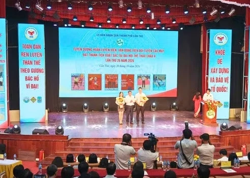 Overview of the ceremony. (Photo: NDO)