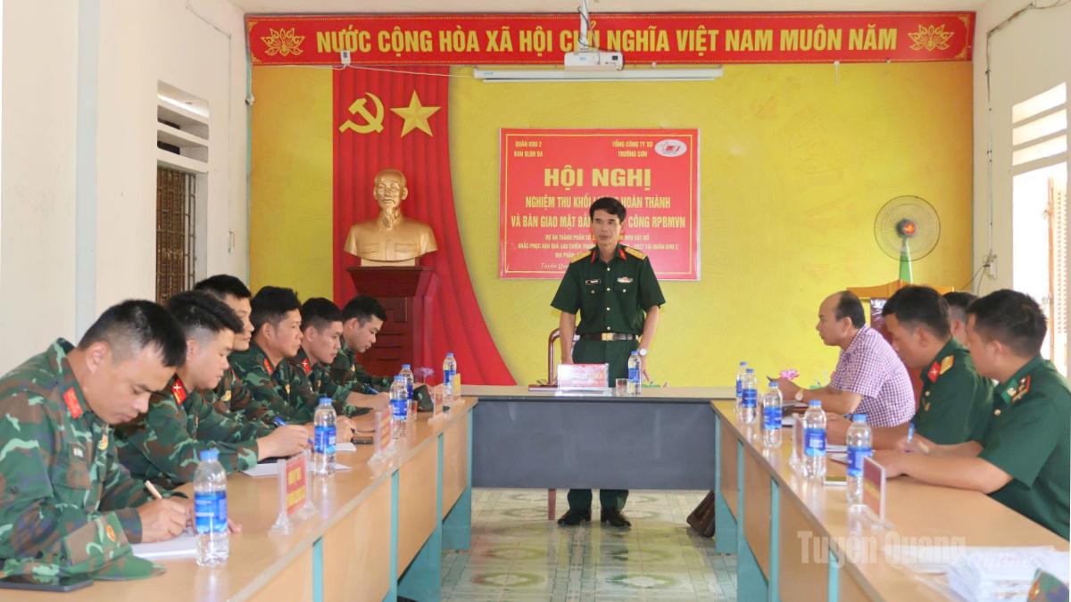 Toàn cảnh hội nghị.