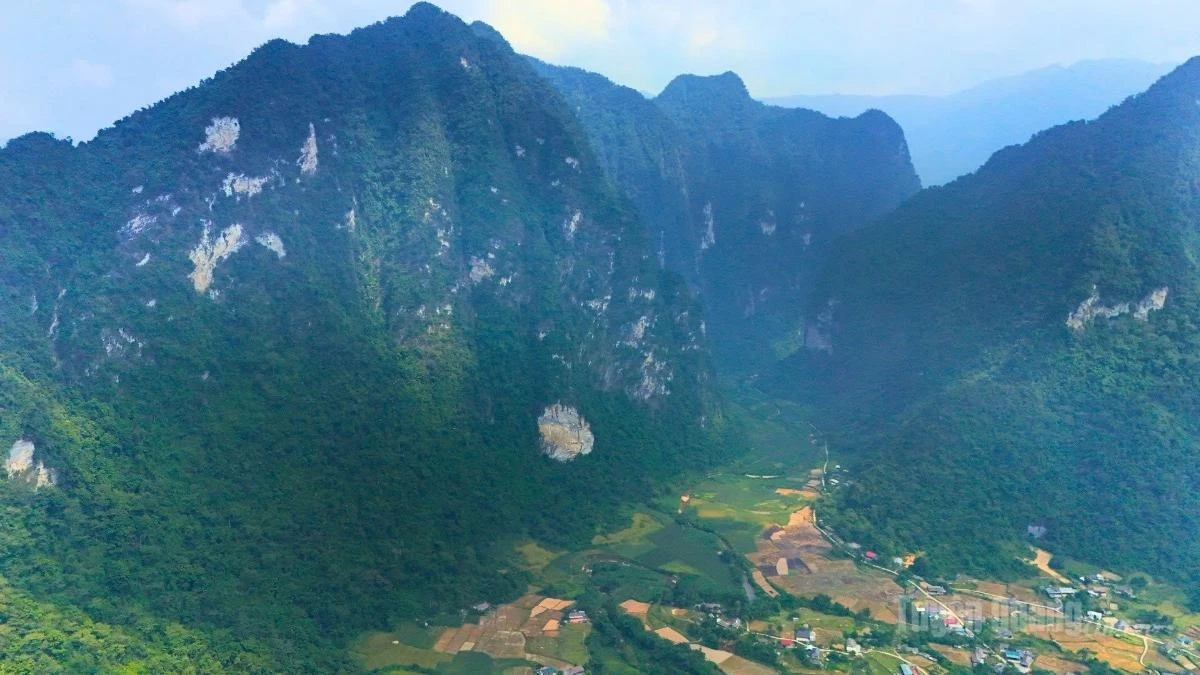 A spectacular landscape unfolds from above.