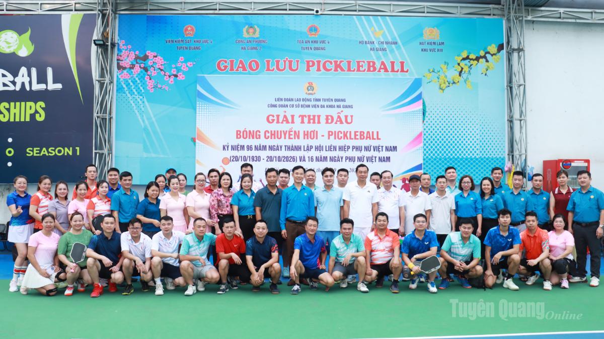 Công đoàn Bệnh viện Đa khoa Hà Giang tổ chức giải thể thao chào mừng kỷ niệm Ngày Phụ nữ Việt Nam.