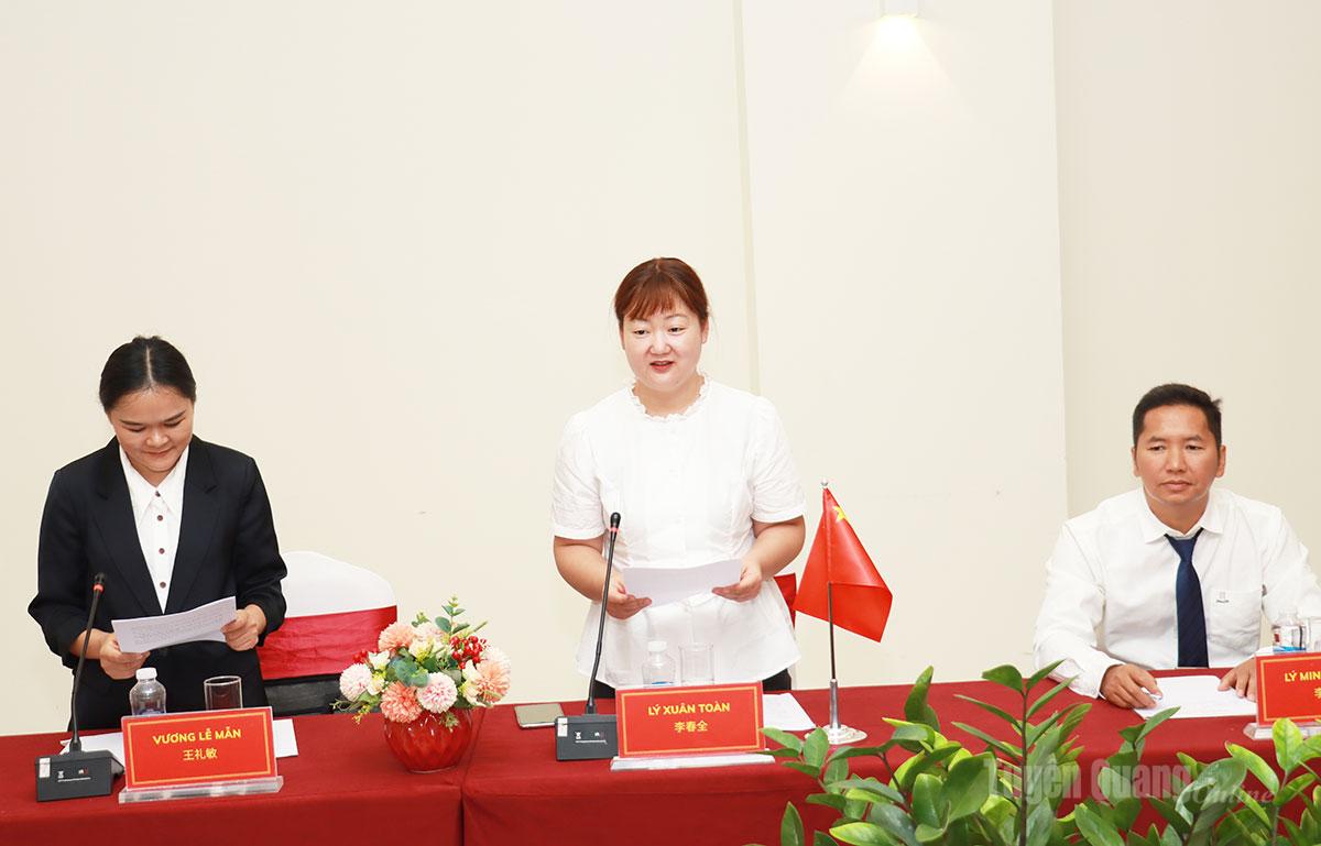 Đồng chí Lý Xuân Toàn, Phó Cục trưởng Cục Thương vụ châu Văn Sơn phát biểu tại hội đàm.