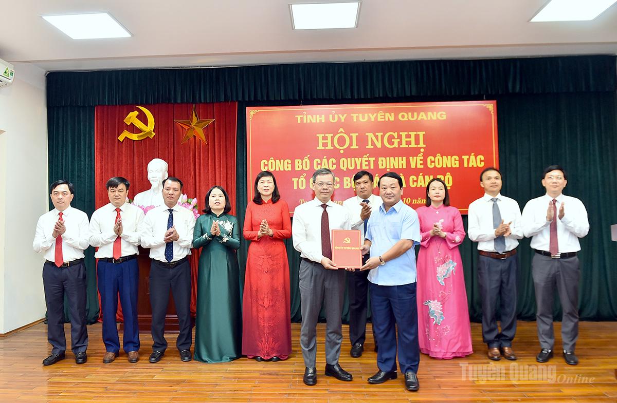 Thành lập thí điểm Đảng bộ Hội đồng nhân dân tỉnh trực thuộc Tỉnh ủy