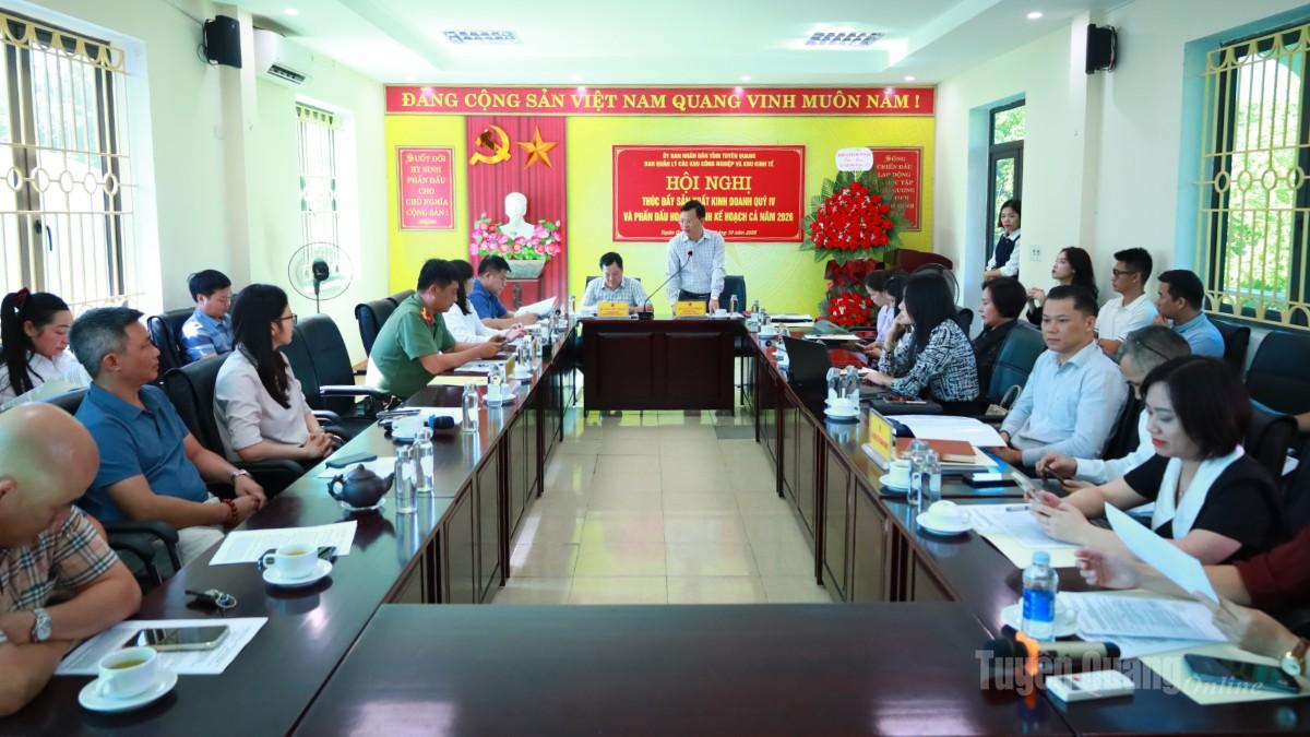 Các đại biểu dự hội nghị.