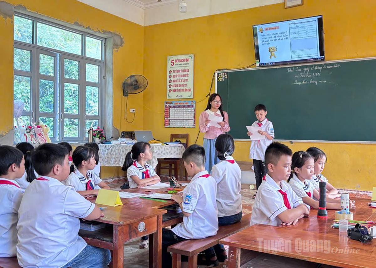 Một tiết học của cô trò Trường Tiểu học Hòa An.