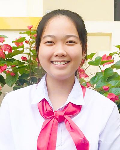 Em Nguyễn Quỳnh Anh, học sinh lớp 9A2, 
Trường Trung học cơ sở Chu Văn An, xã Quang Bình