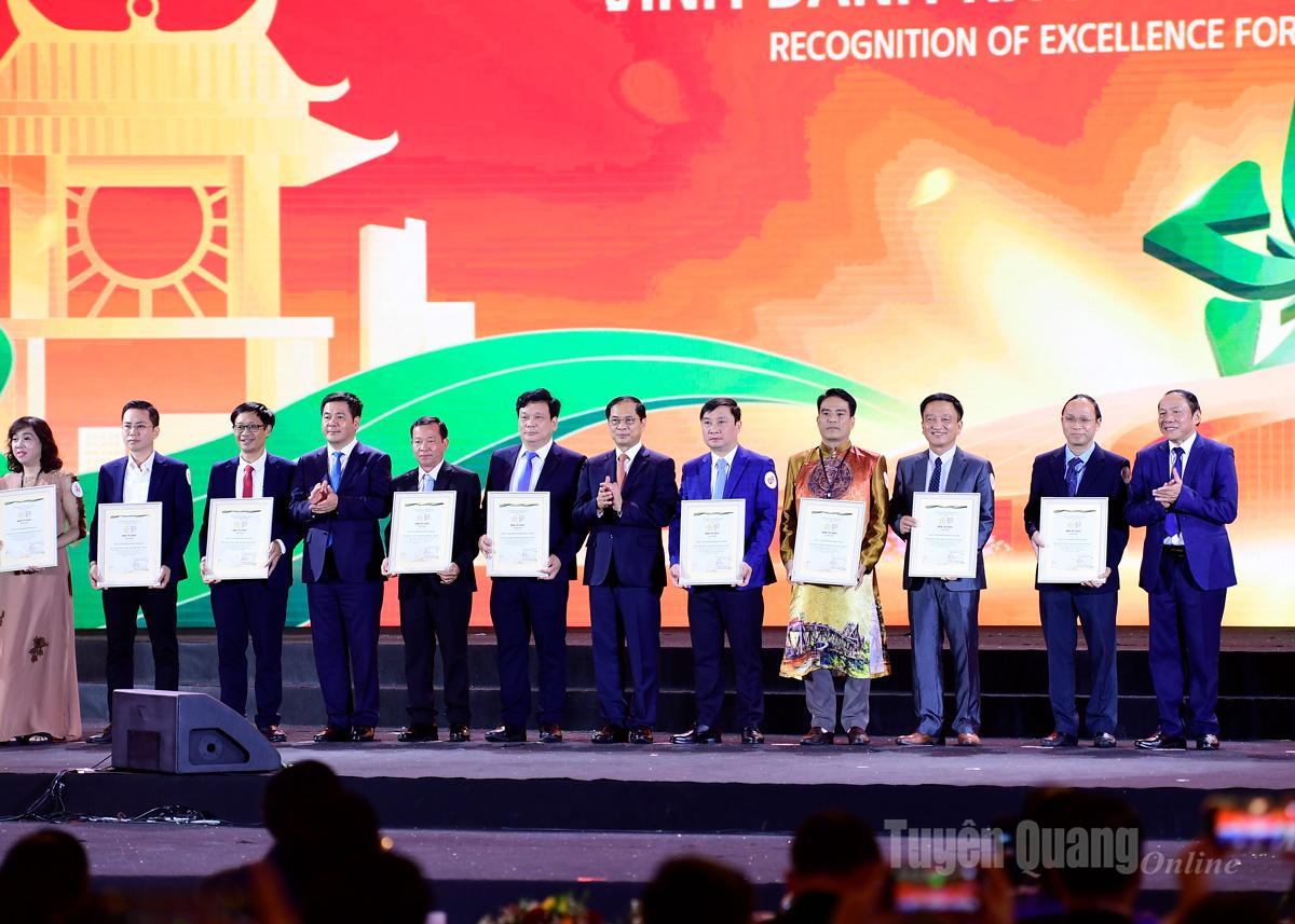 Outstanding organisations and enterprises are honoured at the event.