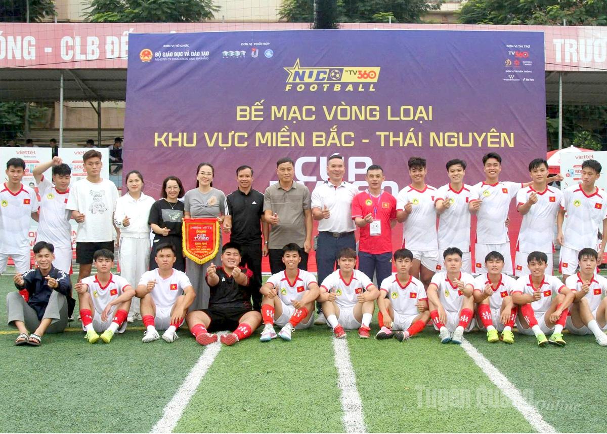 Đội bóng Trường Đại học Tân Trào lọt vào vòng Chung kết Giải Bóng đá nam sinh viên toàn quốc.