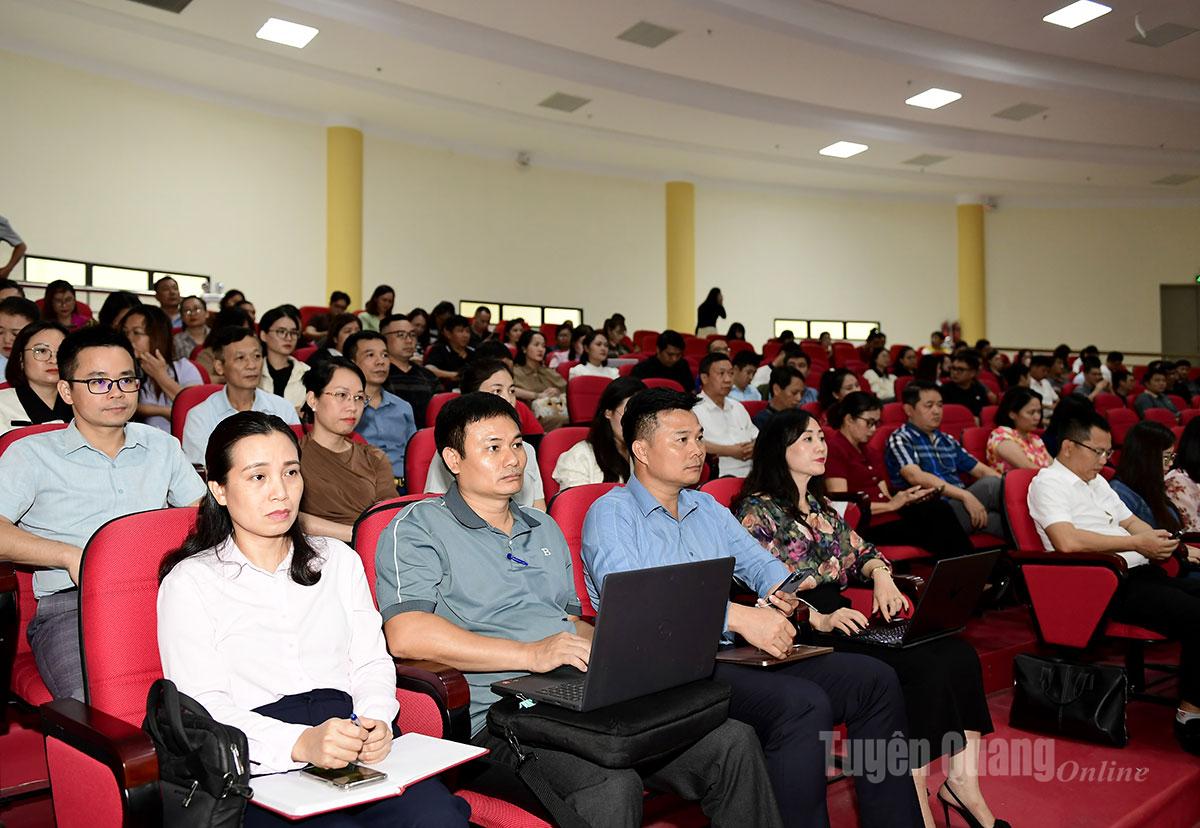 Đông đảo học viên tham gia lớp tập huấn