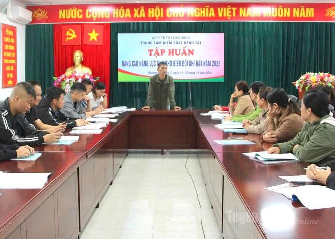 Các học viên tham gia tập huấn.