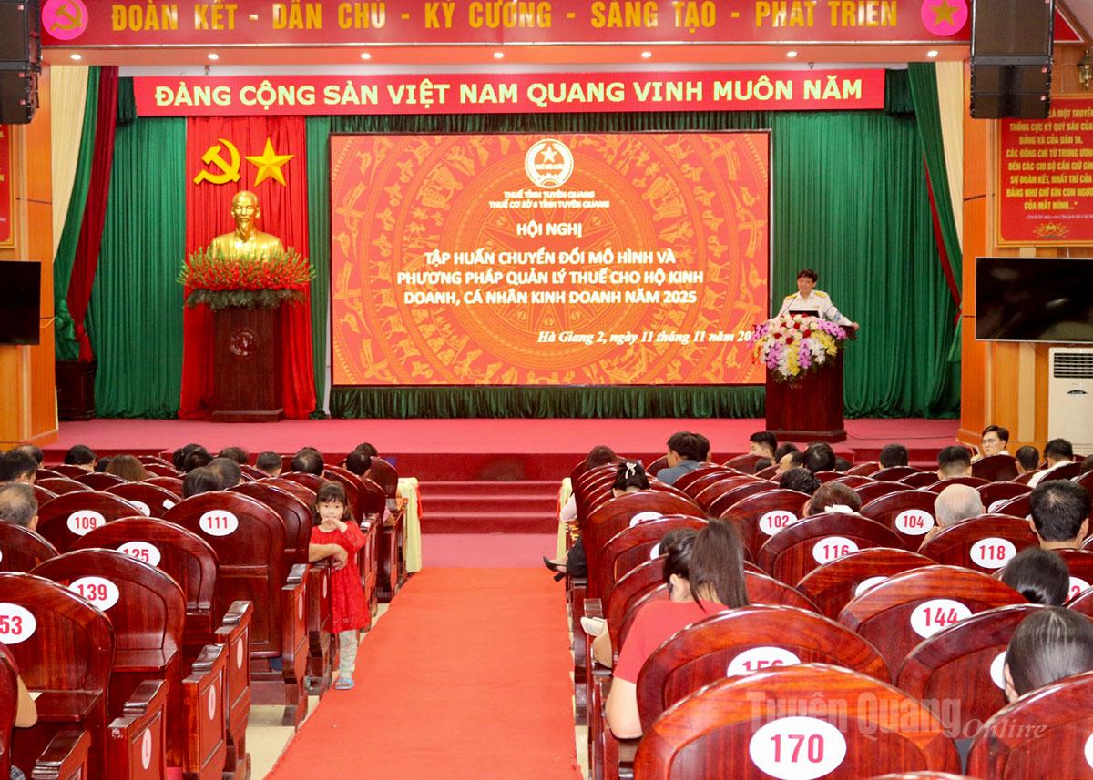 Toàn cảnh buổi tập huấn.