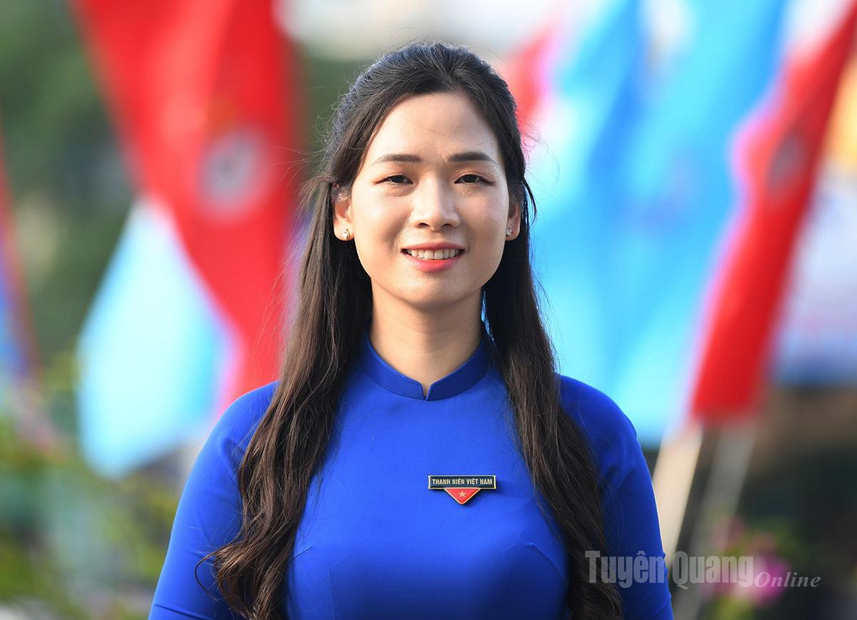 Đồng chí Dương Minh Nguyệt, Ủy viên BCH Đảng bộ tỉnh, Ủy viên BTV Trung ương Đoàn, Phó Chủ tịch Ủy ban MTTQ Việt Nam tỉnh, Bí thư Tỉnh đoàn Tuyên Quang.