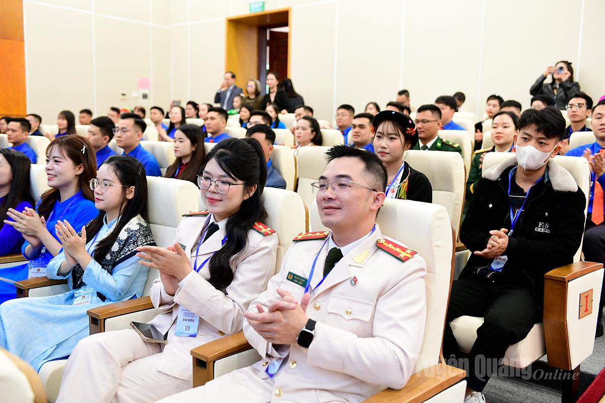 Đại biểu dự Đại hội.