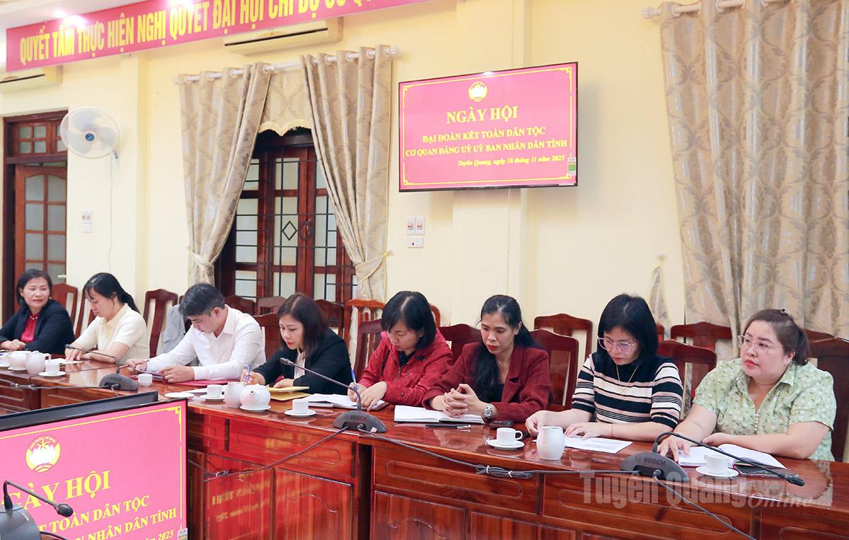 Đại biểu dự Ngày hội.