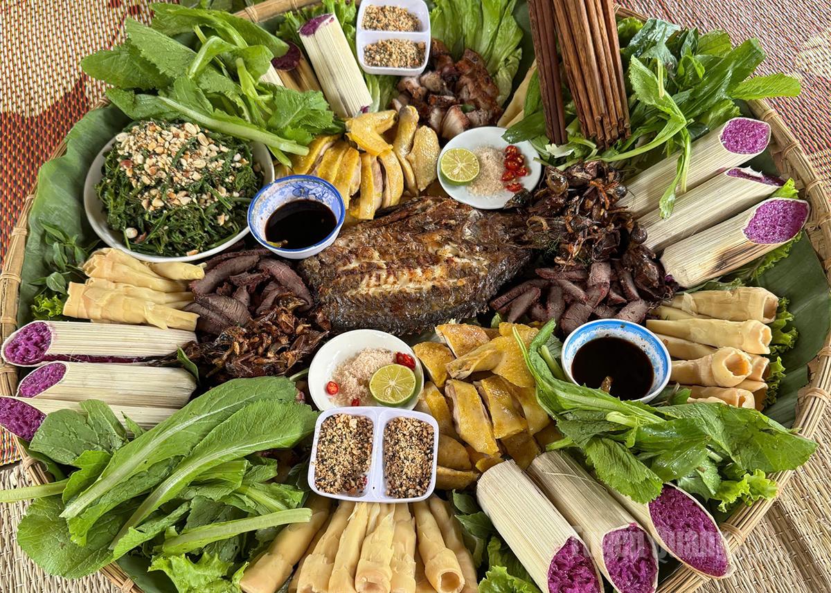 A distinctive tray of rice.