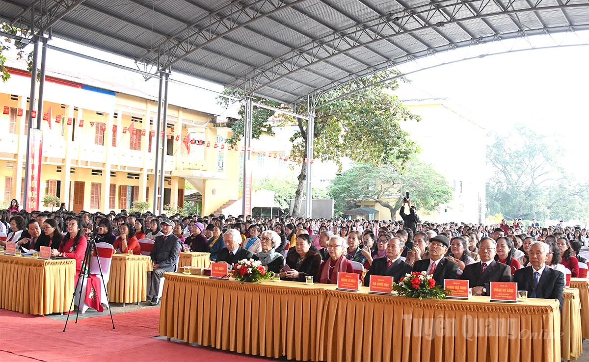 Các đại biểu tham dự buổi lễ kỷ niệm.