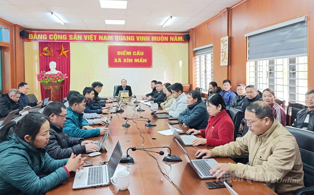  Các đại biểu tham gia tập huấn tại điểm cầu xã Xín Mần.