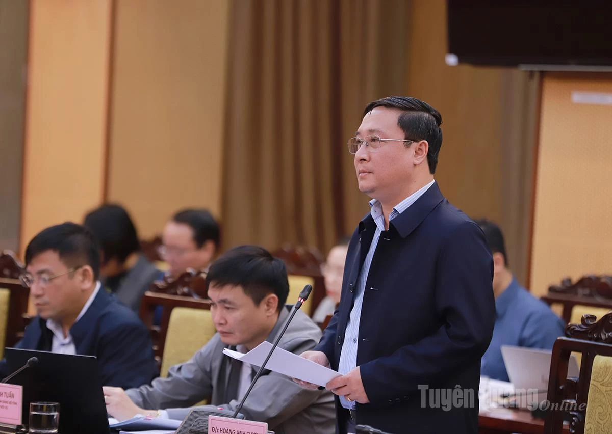 Lãnh đạo Sở Công thương tham gia thảo luận