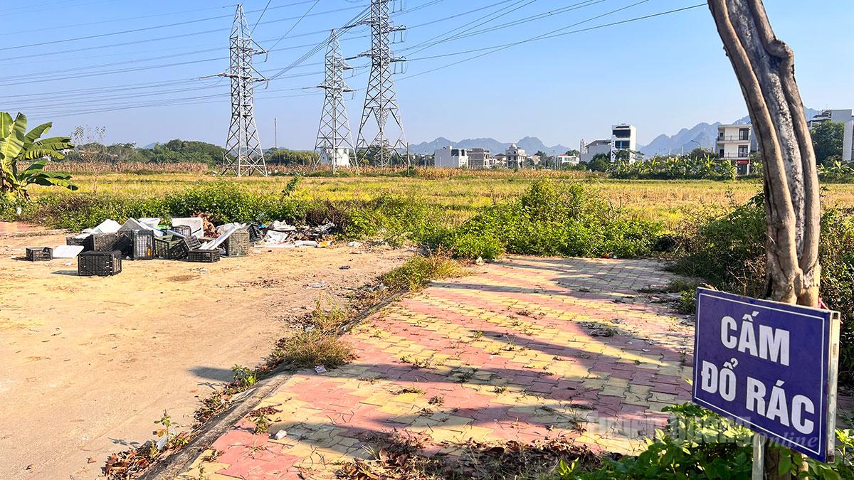 Ảnh chụp 11 giờ 30, ngày 27-11-2025 trên đường Quang Trung, phường Minh Xuân.Ảnh: Tiến Chiến