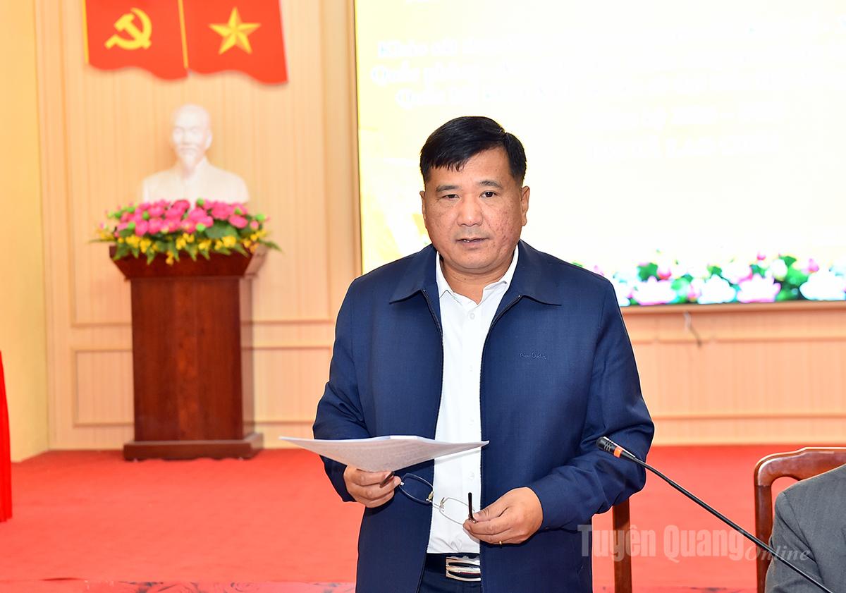 Đồng chí Hầu Minh Lợi, Phó Chủ tịch Thường trực HĐND tỉnh phát biểu chỉ đạo, hướng dẫn về công tác bầu cử cho xã Lao Chải.