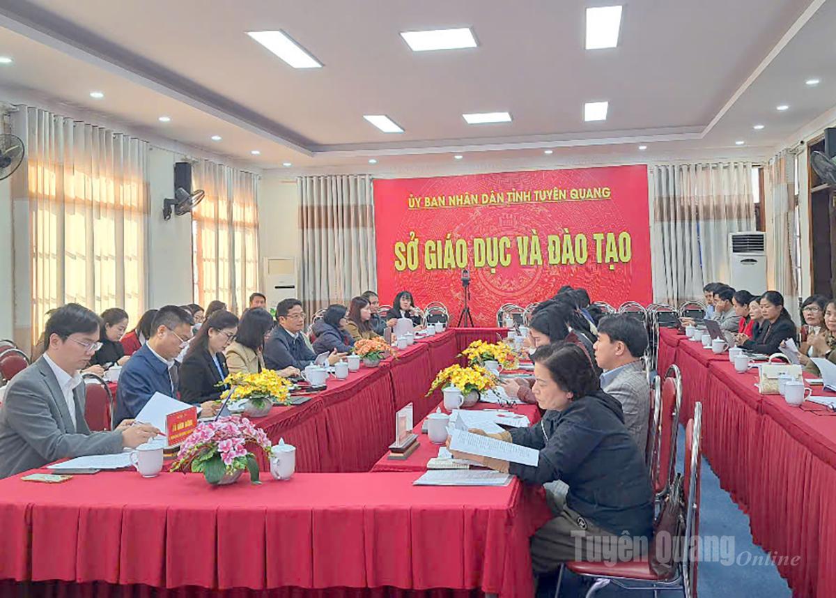 Sở Giáo dục và Đào tạo tổ chức Hội thảo góp ý dự thảo Đề án phát triển Giáo dục và Đào tạo đến năm 2030.