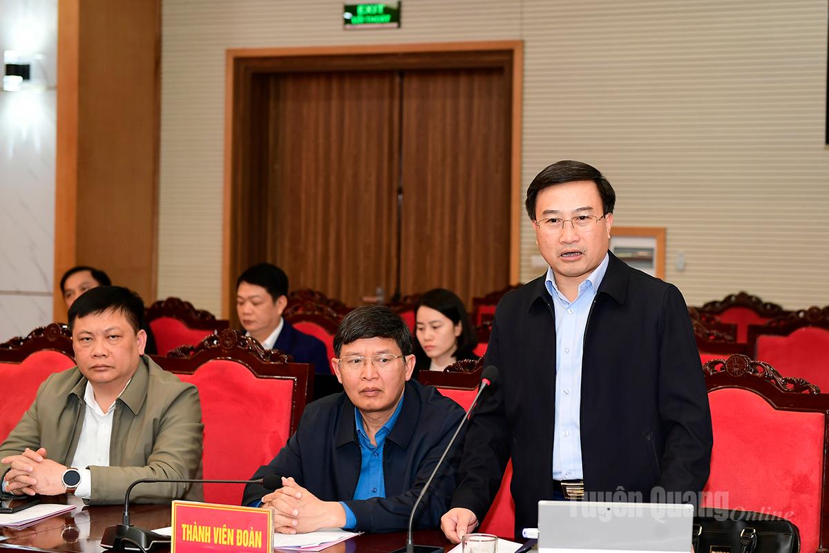 Lãnh đạo Sở Nông nghiệp và Môi trường phát biểu tại buổi làm việc.