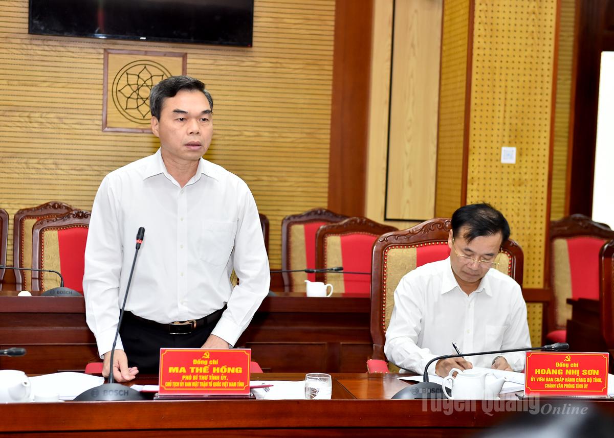 Đồng chí Phó Bí thư Tỉnh ủy, Chủ tịch Ủy ban MTTQ tỉnh Ma Thế Hồng phát biểu tại buổi làm việc.