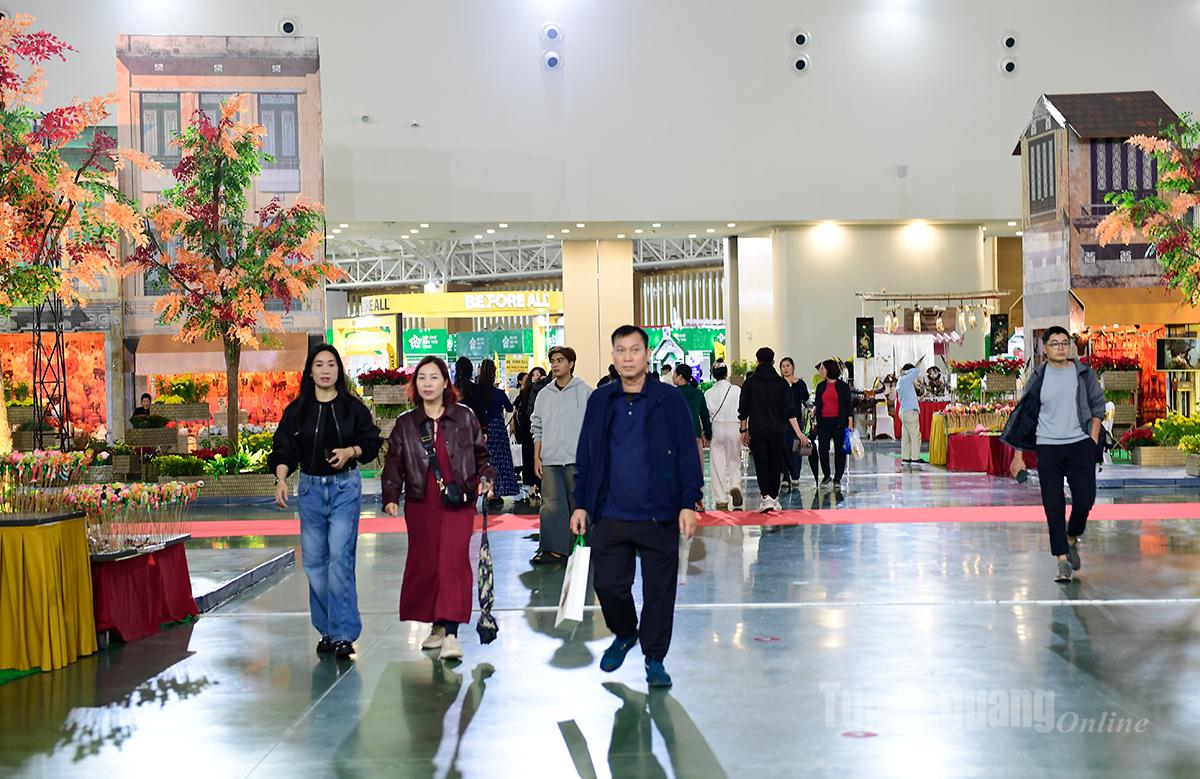 The 2025 Autumn Fair serves as a platform for provinces across the country to trade and promote local specialties. It is also an opportunity for Tuyen Quang to affirm its position on Vietnam’s agricultural map.