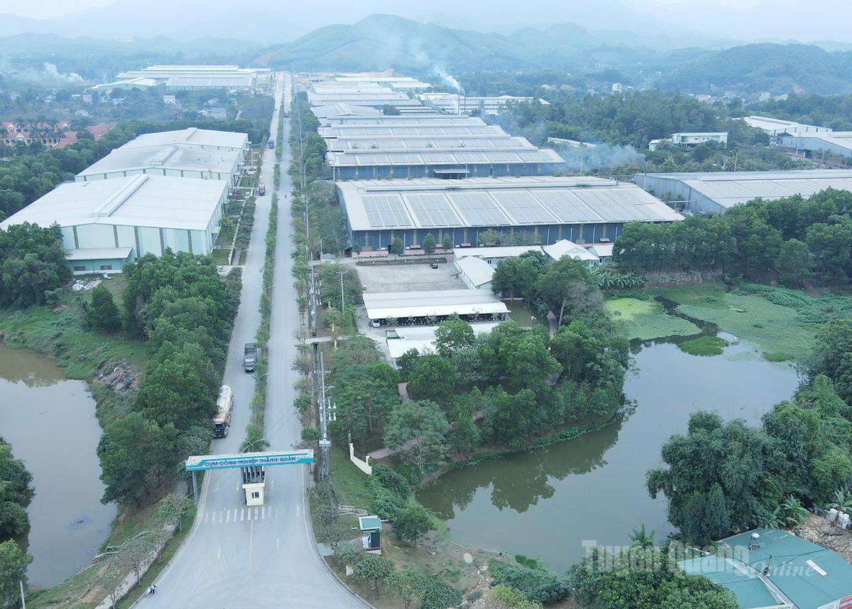 Thang Quan Industrial Cluster, where many enterprises are applying technology in production.