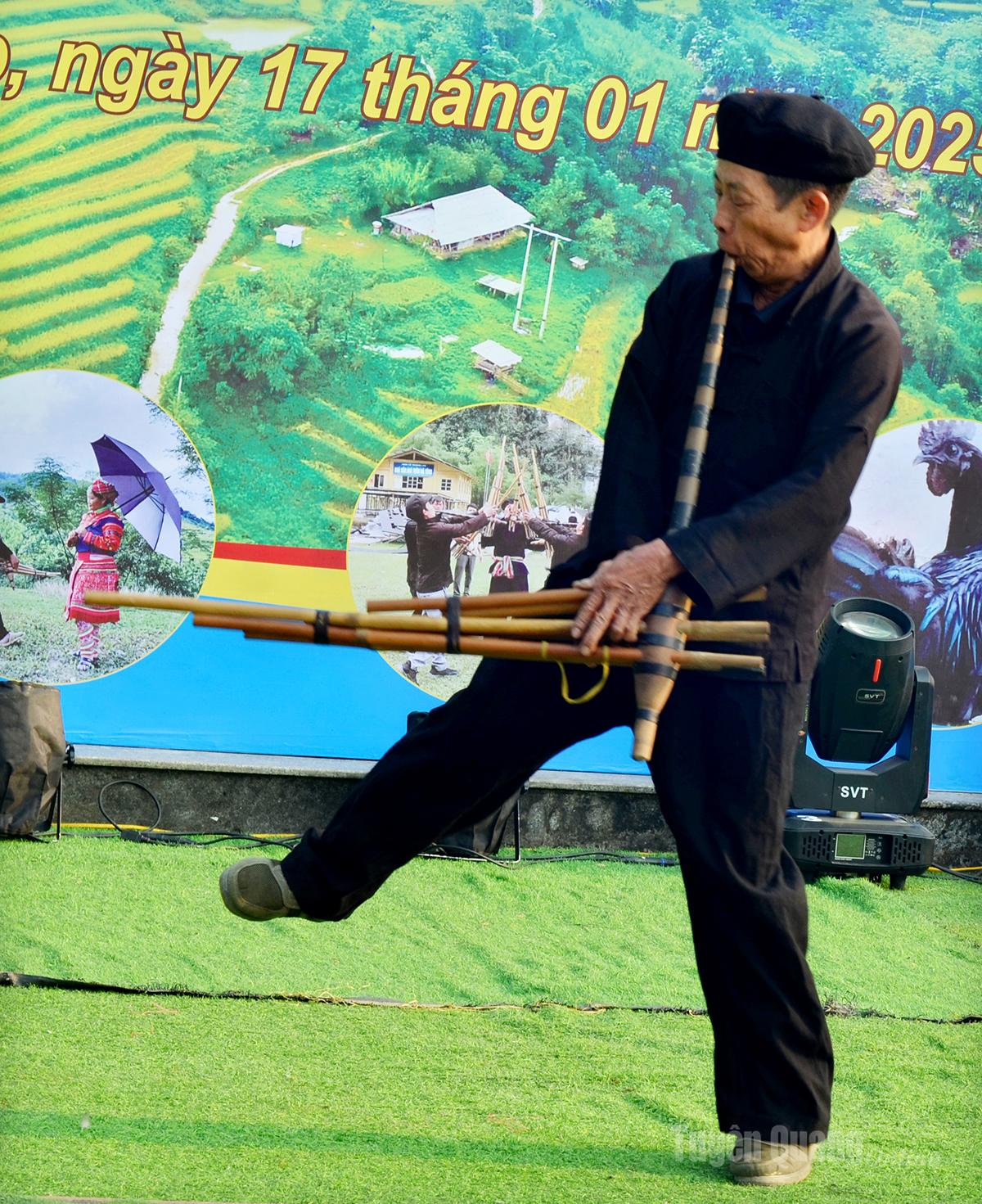 The art of khen playing is cherished by the H’mong people, who pass it down through generations.
