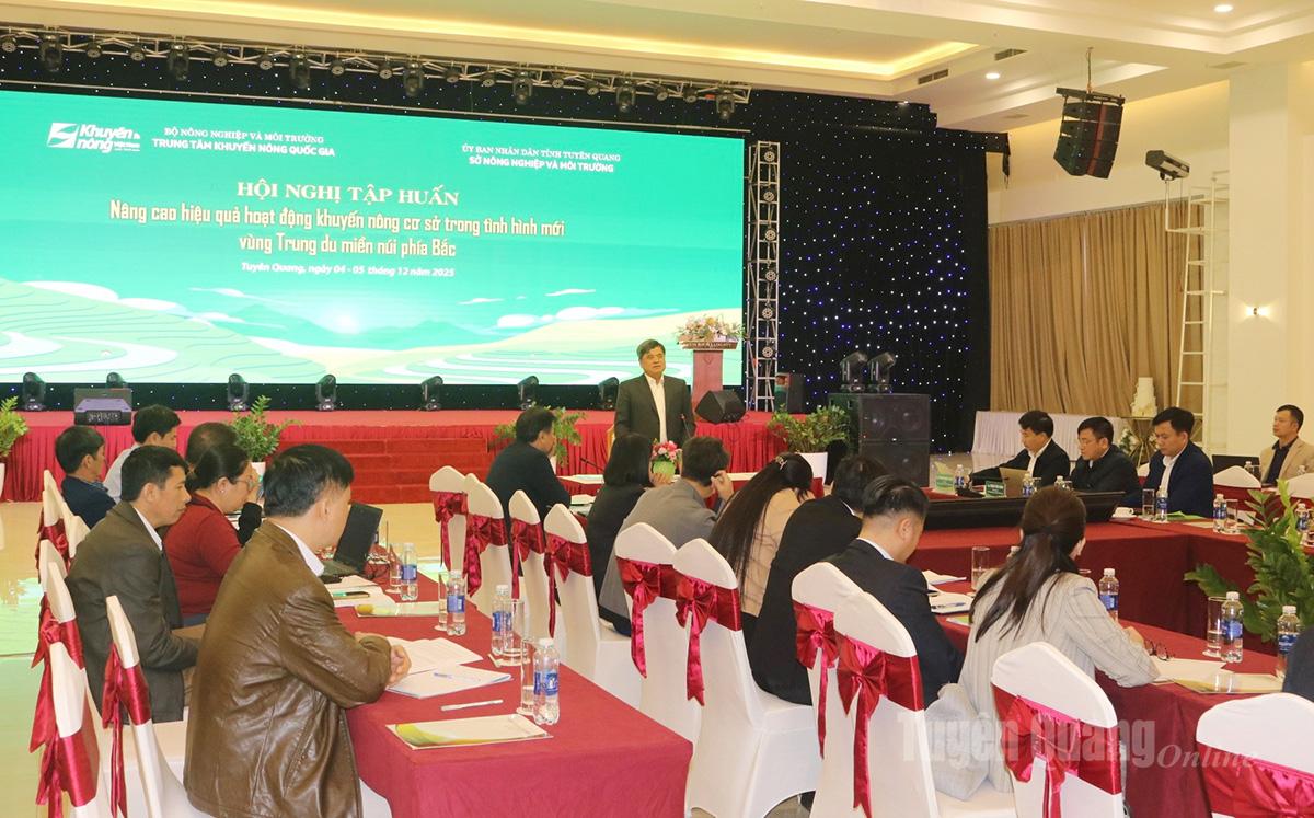 Quang cảnh buổi Toạ đàm.