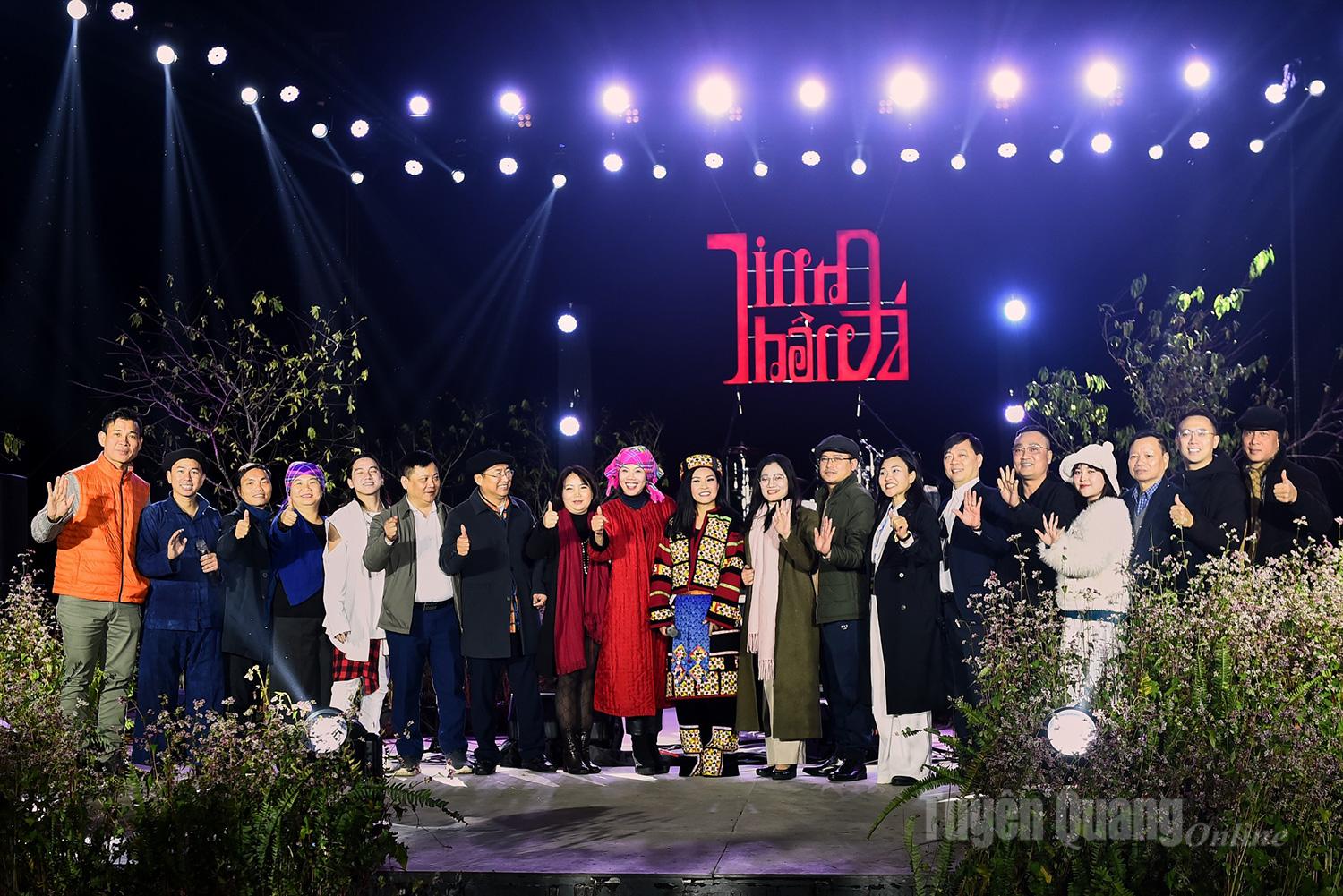 “Rock - Tinh thần đá” không chỉ là một bữa tiệc âm nhạc bùng nổ, mà còn mang ý nghĩa quảng bá văn hóa vùng cao, khơi dậy niềm tự hào và kể câu chuyện vươn lên mạnh mẽ của con người cao nguyên đá Tuyên Quang. Chương trình kỳ vọng trở thành sản phẩm du lịch - văn hoá thường niên, nơi âm nhạc gắn kết nghệ sĩ, du khách và cộng đồng địa phương bằng chung một ngôn ngữ: tinh thần tích cực và khát vọng đổi thay.