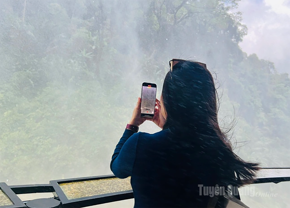 Nhiều bạn trẻ coi “4 không” như một cách khẳng định rằng họ là người duy nhất chịu trách nhiệm cho đời mình.