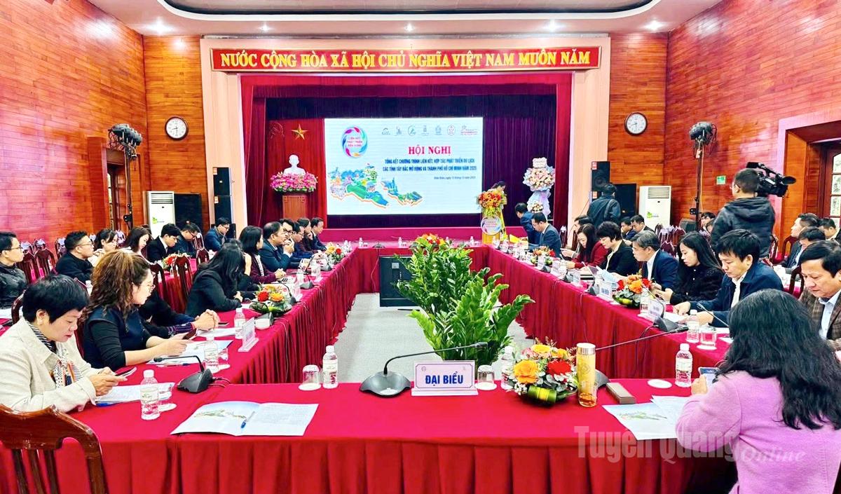 Toàn cảnh hội nghị tổng kết.