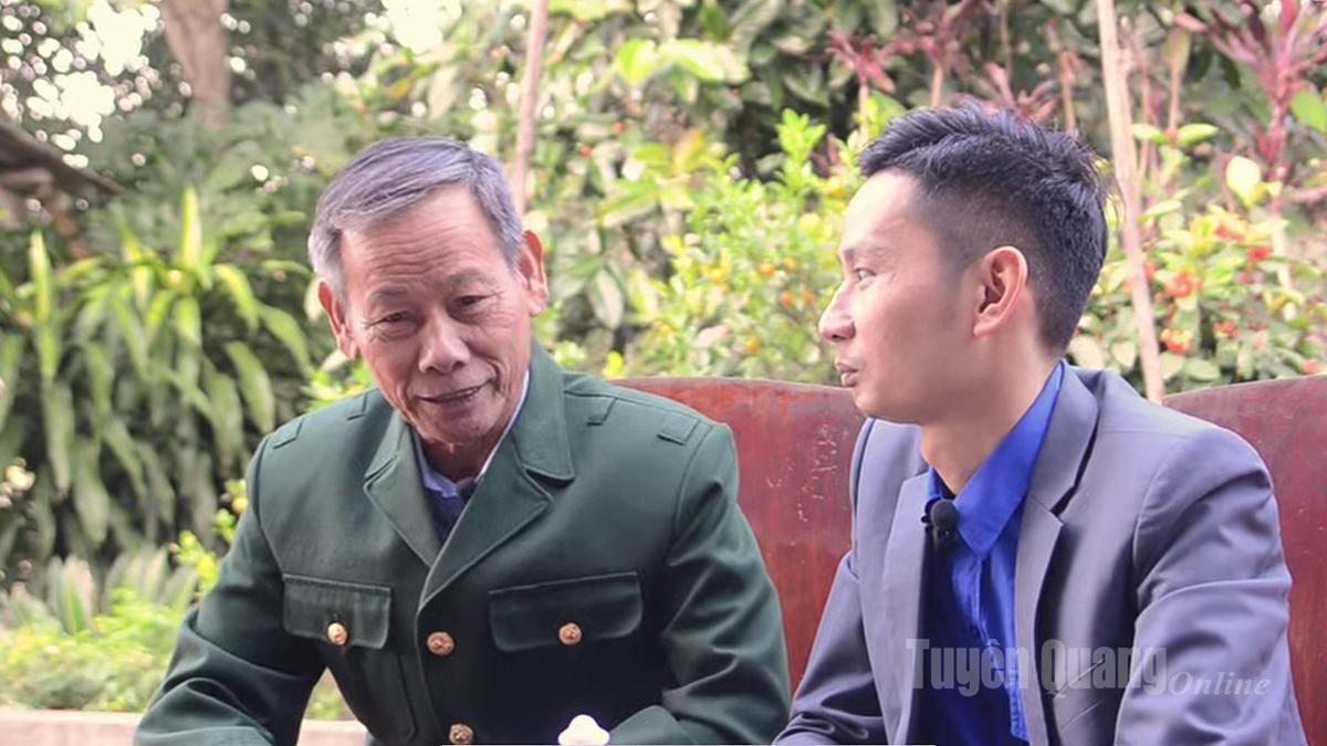 Đoàn xã Tân Thanh gặp gỡ người lính trinh sát Đỗ Xuân Ngọ thực hiện video Câu chuyện thời hoa lửa.