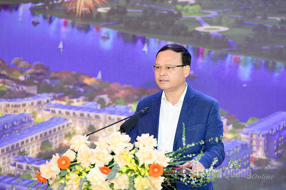 Đồng chí Nguyễn Mạnh Tuấn, Ủy viên Ban Thường vụ Tỉnh ủy, Phó Chủ tịch Thường trực UBND tỉnh phát biểu tại Lễ động thổ.